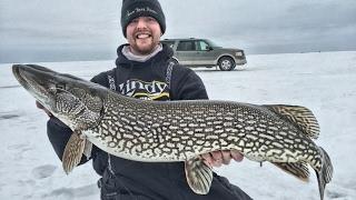 Monster Pike Mille Lacs Lake Tip Up Hawg Hunterz F-Series