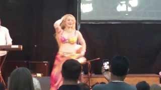 Mimi-Milka bellydance danse (Sawah) en Suisse-Fete  Multiculturelle.Improvisation