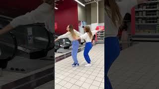 ️ЛАЙК И ПОДПИСКА️ДУБКОВА ПОЛИНА КТО ЛУЧШЕ ТАНЦУЕТТик Ток Лучшее Милохин,Карнавал,Юля Гаврилина