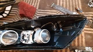 HOW TO REMOVE THE HEADLIGHTS ON KIA OPTIMA HOW TO DISASSEMBLE THE HEADLIGHT WITH YOUR OWN HANDS