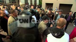 UKRAINE:PROTESTERS AND POLICE CLASH IN DONETSK