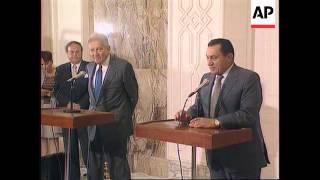 Egypt - Presser Ezer Weizman and Hosni Mubarak