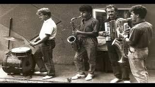 Wedding march - On guard, welcome march. Saxophone, accordion.