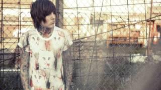 Bring Me The Horizon - Can You Feel My Heart [High Quality]