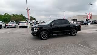 2021 Nissan Titan T55381A
