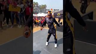 Mfundo Vilakazi looks very happy with his dances moves️