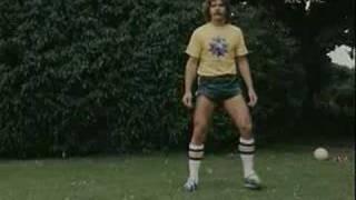 Frisbee - Ireland 1979 - Jim Emerson