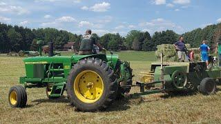 John Deere 4020 baling hay first cutting 2021