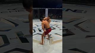  Рефери хотел остановить бой #mma #octagon #uzbek