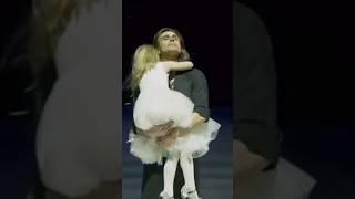 Петр Чернышов с дочерью вышли на лед и посвятили номер Анастасии Заворотнюк. #анастасиязаворотнюк