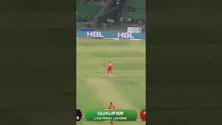 Saud Shakeel wasting no time!  #QGvIU | #HBLPSLX I #ApnaXHai M2M1A