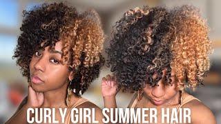 Skunk  Color + Curly Cut + Summer Style