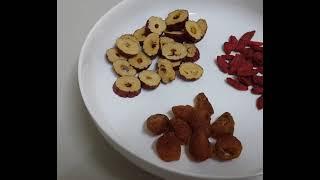 【Nourishing】 Red Dates Goji Berries Longan Tea  【滋补】 • 桂圆 红枣 枸杞 茶 •