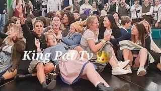 BEAUTIFUL LADIES SLIDE OFF THE TEUFELSRAD. DEVIL'S WHEEL, OKTOBERFEST MUNICH 2024 PT.15. [4K]