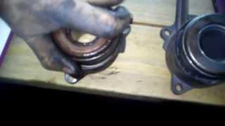 Concentric slave cylinder faulty vs new