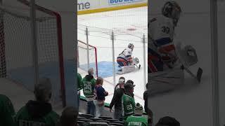 #IlyaSorokin with a smooooth post to post move #GoalieGearSnob #BauerGoalie #NYIslanders