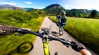 POV - CRAZY DOWNHILL WEEKEND WITH THE BOYS !!!  CRASH & MTB // Passion Production