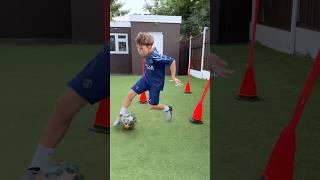 DON’T MISS  DOUÉ ️ FOOTBALL TRAINING