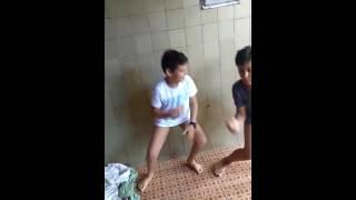 Dançando funk de cueca desafio #2