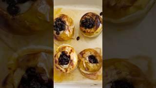 Spiced Baked Apples  #shorts #recipeoftheday #autumn #cottagecore #30daysofvegan