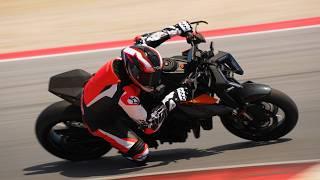 Track Testing The KTM 1390 Super Duke R – It's an ABSOLUTE BEAST