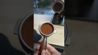 Spanish Oat Latte with Dark Roasted Robusta Coffee!  ️