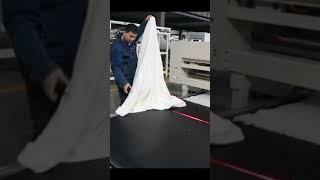 CNC quilting machine making inside seam quilt with elastic fabric. 内缝被 richpeace 4 sides sewing cut