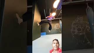 Disha patani yahan per dekhiae boxing action aur Karate awaaz Sikh rahi hai dekh sakte hain