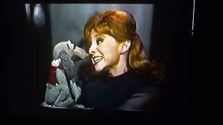 SHARI LEWIS on "The Dean Martin Show" - September 23, 1965