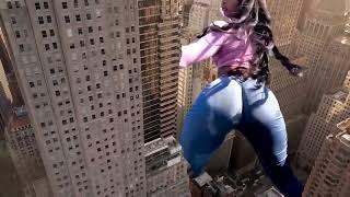 Giantess twerks for views