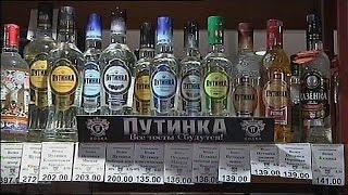 Vladimir Poutine impose un gel des prix de la vodka en Russie