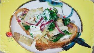 Юлия Высоцкая — Артишоки со шпинатом на тостах
