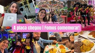 A placa chegou| Fomos comemorar| Viagem em família| Teve Parque de diversões e almoço fora| Gratidão