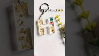 beautiful alphabet resin keychain ideas #shorts #trending #keychainmaking #diy #resinart #flower