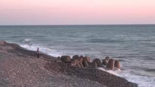 Лазаревское, февраль 2017. Закат солнца на море. Погода в Сочи t  +12°C, море  t  +9°C.