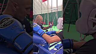 sparring Vs