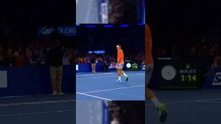 Federer gets cooked by young kid