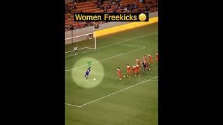 women free kicks vs men free kicks ️ #football #freekick
