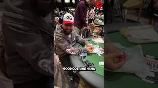 Daniel Negreanu tries to be incognito… but isn’t. #shorts