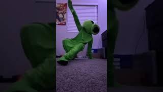 Peadance #pvz #funny #dance #costume #stolen #memes #what #uwu