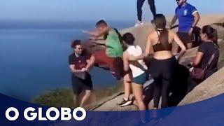 Homens brigam na Pedra do Telégrafo