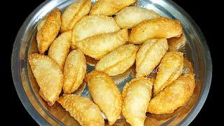 How to Make Sweet Somas Recipe in Tamil | diwali sweet recipe | somas seivathu epadi | Crispy Somas