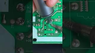 Precision with the Aluminum Desoldering Pump