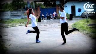 Nara Electromotions performance in Ozernyj [melbshuffle, dnb-d, jumpstyle]