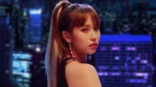 mina from twice being the queen of bridges for 2 minutes straight