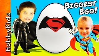 Giant BATMAN vs SUPERMAN Surprise Egg