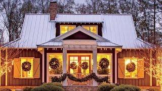 This Cottage is 2000 Square Feet of Holiday Cheer | Southern Living