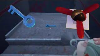 How get the blue key for the propeller hat in Hello Neighbor 2