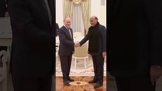 Russia's Putin Meets With Indian Defense Minister in Moscow