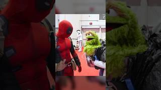 Deadpool meets Oscar the Grouch ️ w/ @MylesMupplicas #deadpool #muppets #cosplay